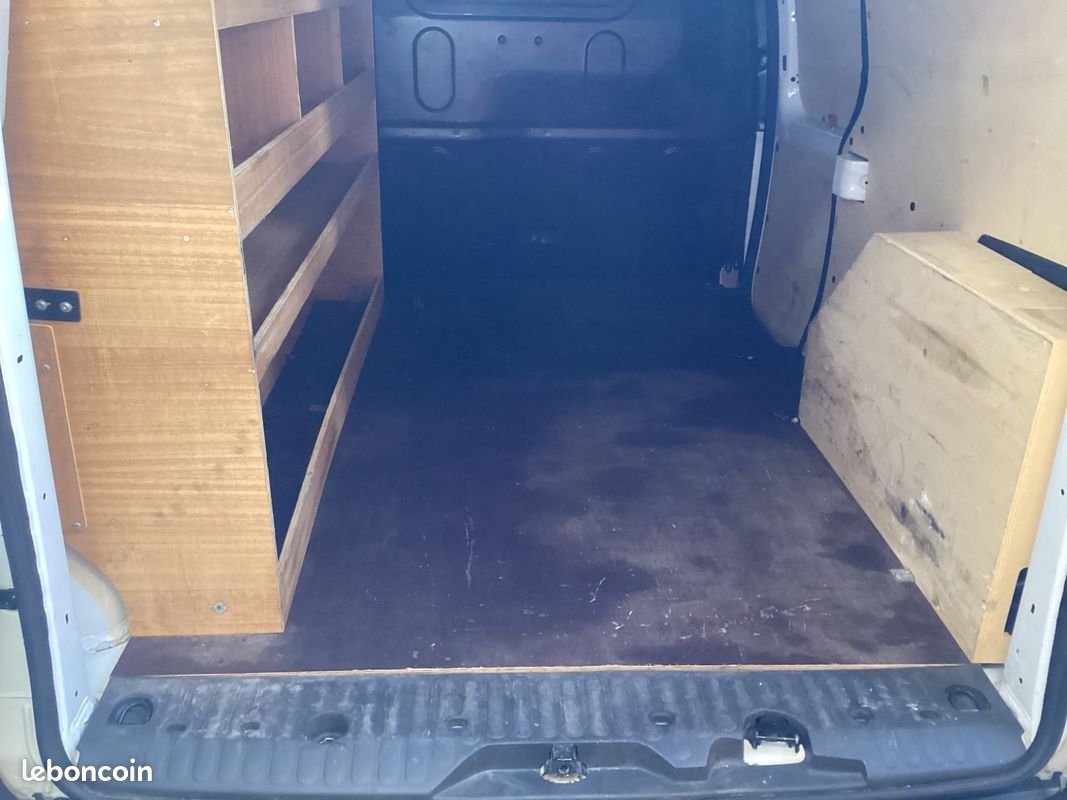 Renault KANGOO II Renault KANGOO GRAND VOLUME DCI 95 R-LINK (image 12)