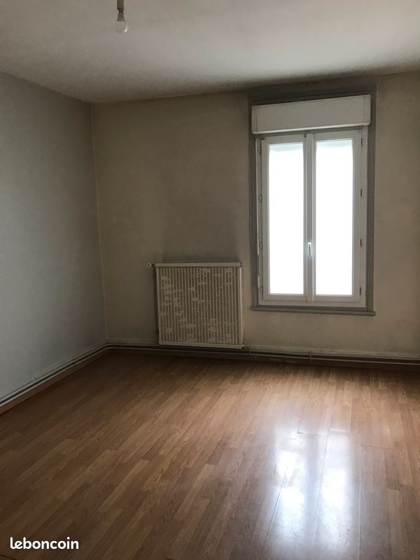 Appartement 2 pièces 45 m² · à Vierzon · 45 m² · 335 €
