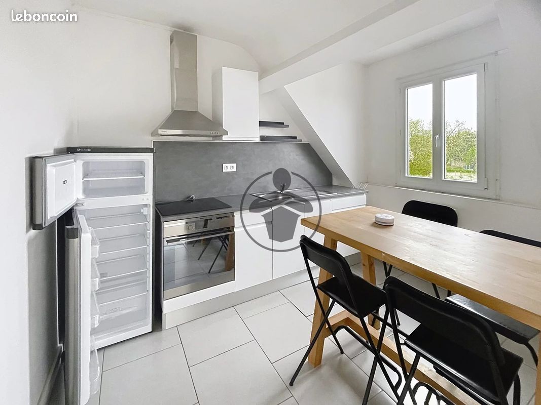 Appartement 3 pièces 45 m² · à Saint-Quentin · 45 m² · 570 €