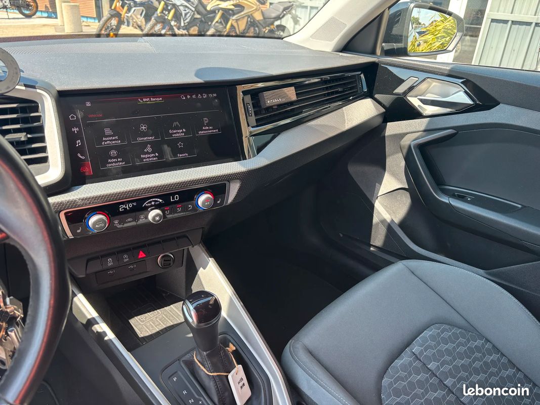 Audi A1 SPORTBACK 25 TFSI Advanced GARANTIE AUDI 2028/SIEGES CHAUFFANT/APPLE CAR PLAY/PACK DESIGN NOIR (image 19)