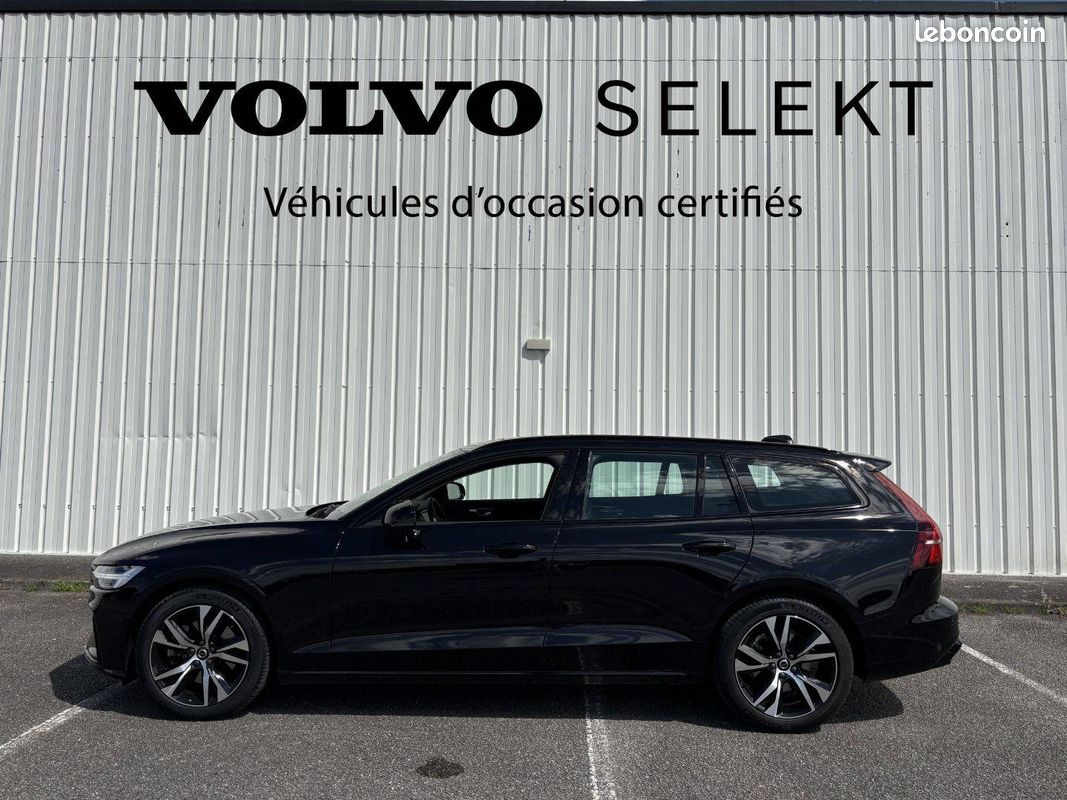 VOLVO V60 Micro hybride essence B4 197 ch DCT7 Ultra Style Dark (image 3)