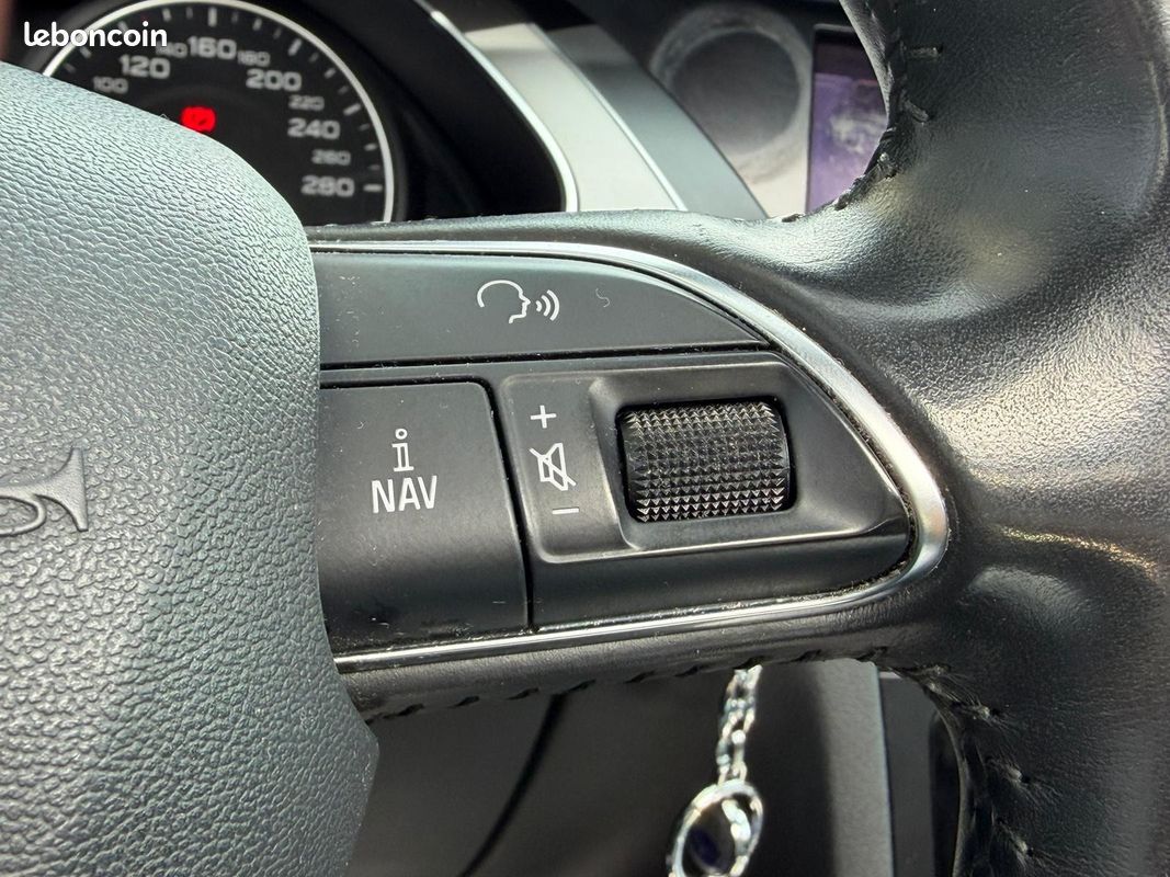 AUDI A4 AVANT 2.0 TDI 136 Ambiente - TOIT OUVRANT - RADAR AR (image 17)