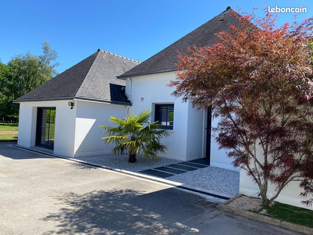 Maison 7 pièces 155 m² · à Plescop · 155 m² · 545 900 €