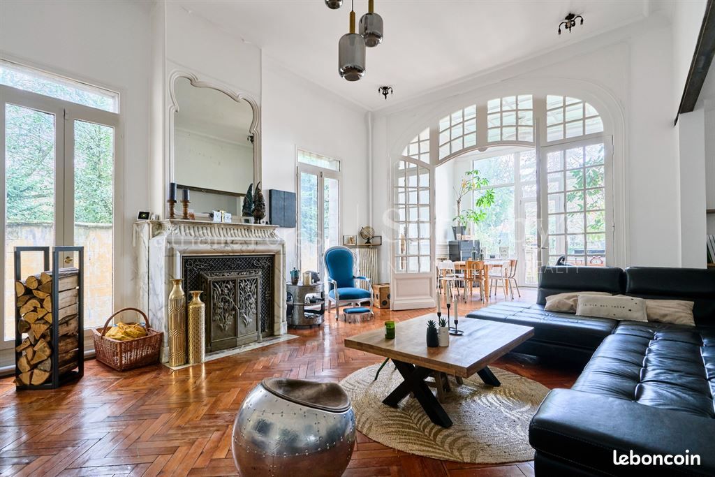 Maison 8 pièces 351 m² · à Roubaix · 351 m² · 840 000 €