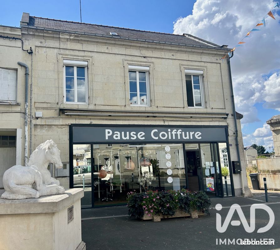 Immeuble 64 m² · à Allonnes · 64 m² · 250 000 €
