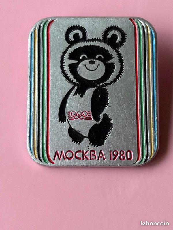 Plaque Murale Vintage Soviétique – Ours Olympique 1980 – Métal Original URSS – Bon état