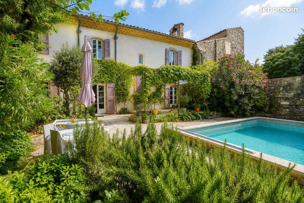 Maison 7 pièces 202 m² · à Quissac · 202 m² · 820 000 €