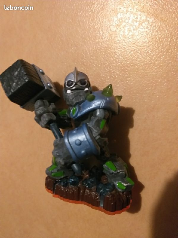 Skylanders Giant Crusher (image 1)