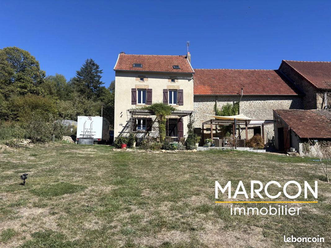 Maison 6 pièces 102 m² · à Folles · 102 m² · 174 960 €