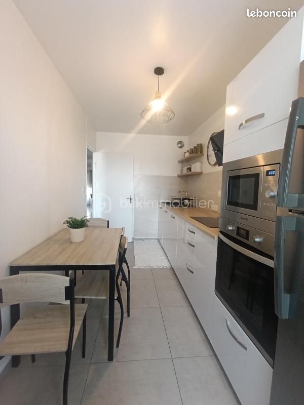 Appartement 5 pièces 79 m² · à Bagnols-sur-Cèze · 79 m² · 146 000 €