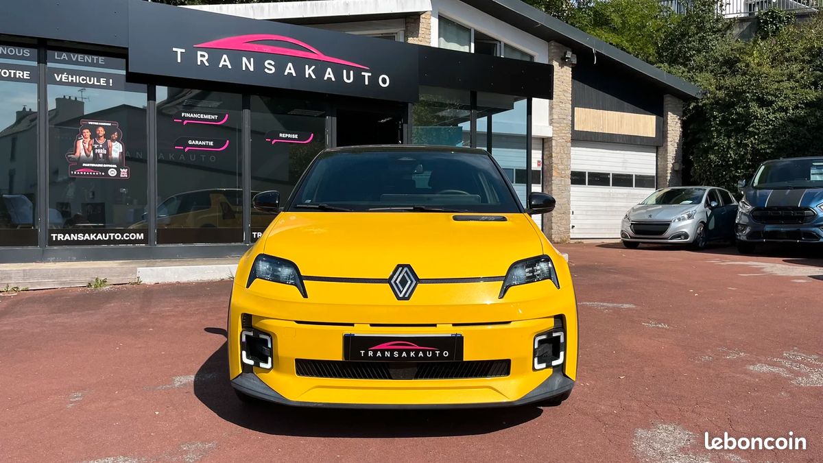 Renault 5 E-TECH 150ch autonomie confort Techno / FAIBLE KILOMÉTRAGE (image 2)