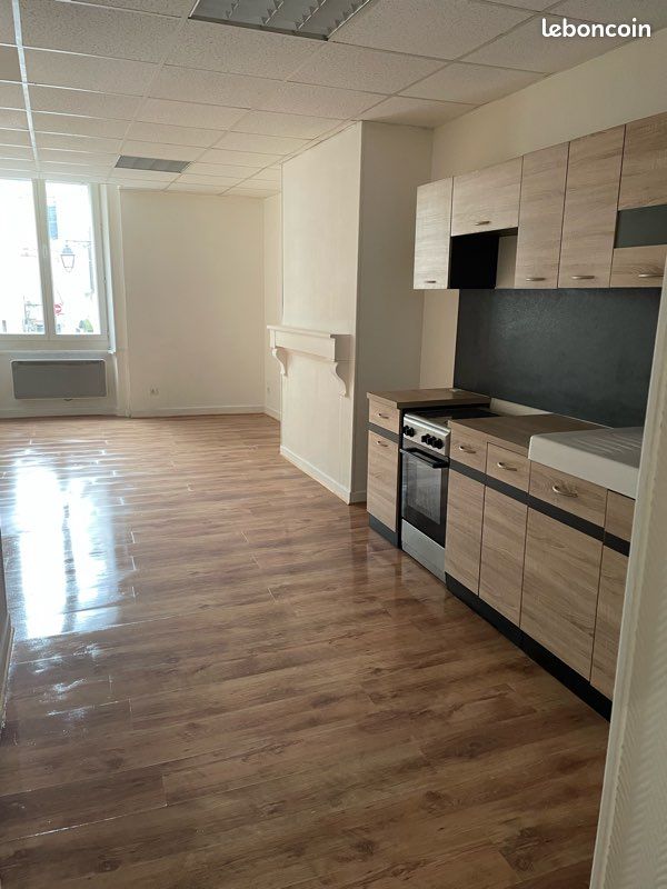 Appartement 2 pièces 40 m² · à Aurillac · 40 m² · 450 €