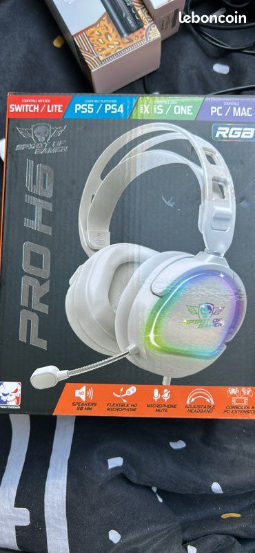 Casque gamer (image 1)