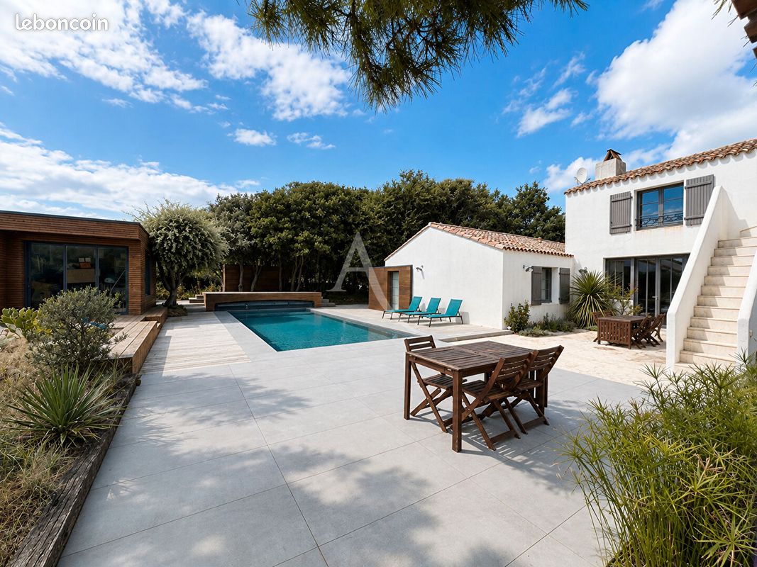 Maison 8 pièces 205 m² · à Talmont-Saint-Hilaire · 205 m² · 1 404 000 €
