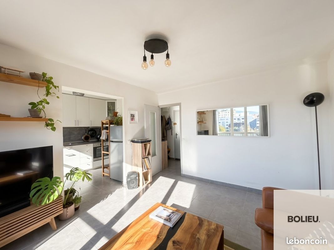 Appartement 2 pièces 42 m² · à Chambéry · 42 m² · 162 000 €