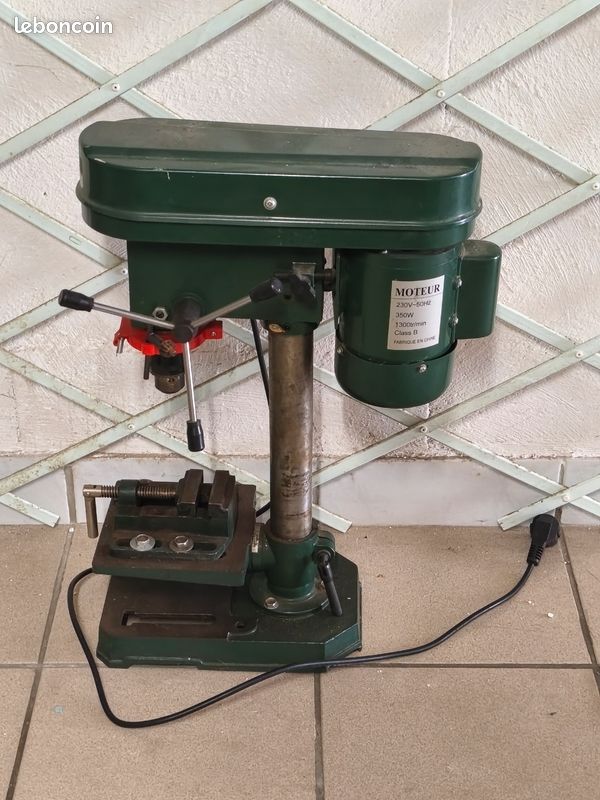 Perceuse à colonne d'établi 350 W - 5 vitesses (vendue avec étau) (image 1)
