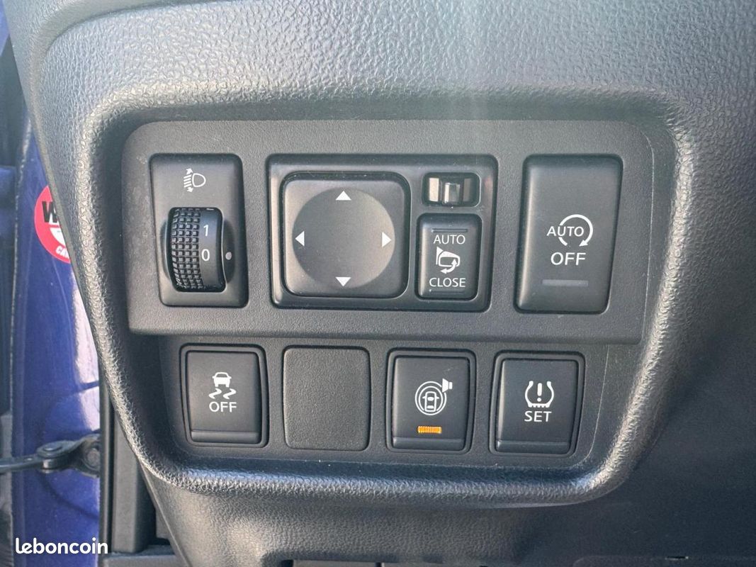 NISSAN JUKE 1.5 dCi FAP - 110 - Stop/Start Tekna PHASE 2 (image 25)