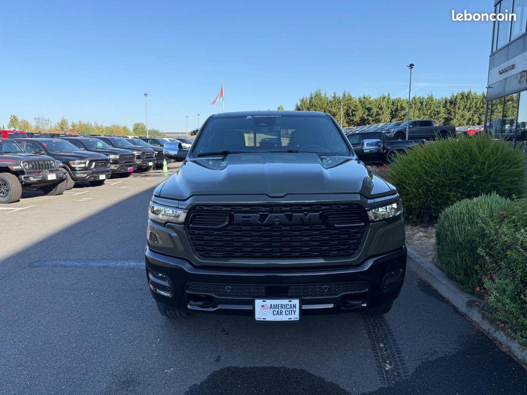 Dodge ram 1500 crew bighorn back country v8 (image 9)