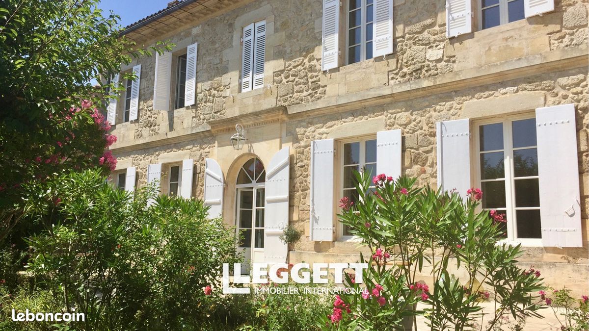 Maison 9 pièces 265 m² (image 1)