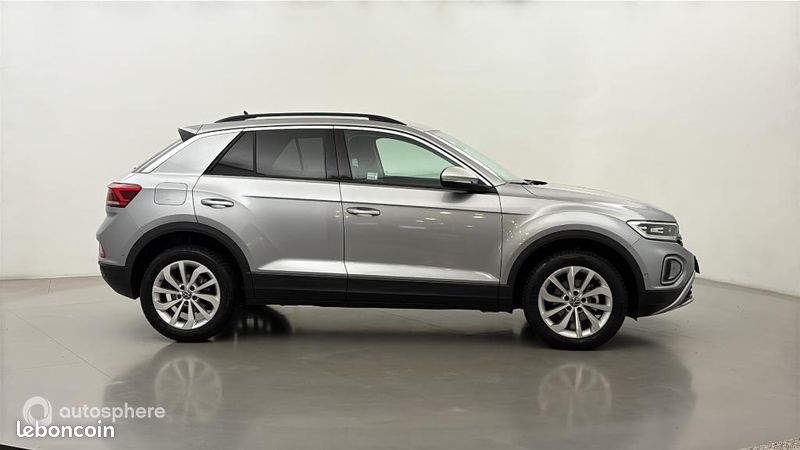 Volkswagen T-Roc 1.5 TSI Evo2 150ch VW Edition DSG7 (image 4)