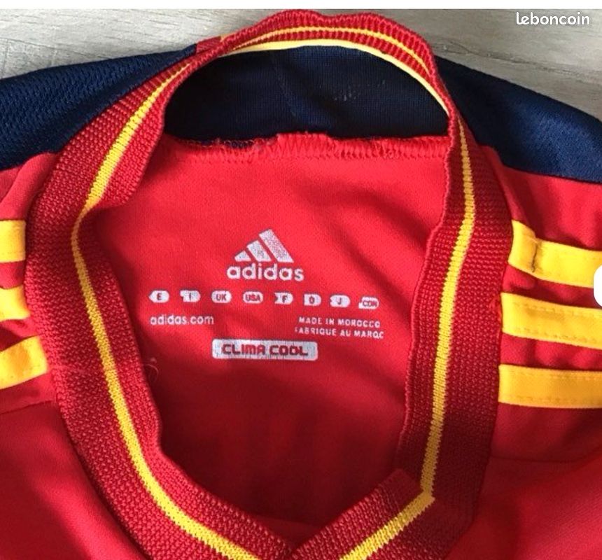 VINTAGE ADIDAS Maillot foot INIESTA (image 3)