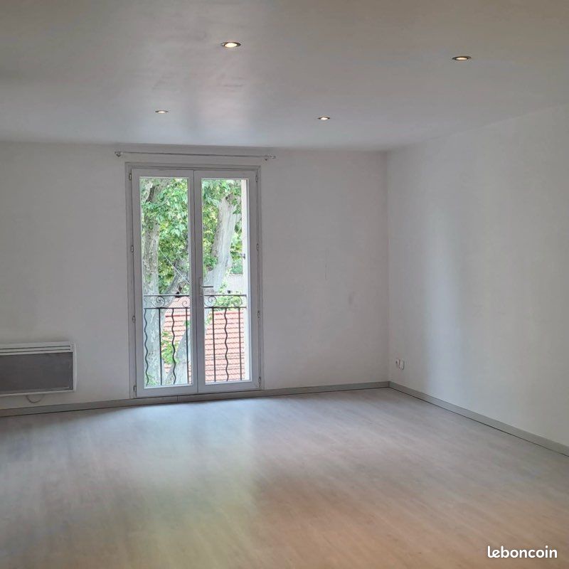 Appartement T2 Jouques (image 2)