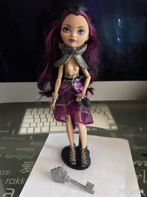 Poupee ever after high mattel raven queen (image 1)