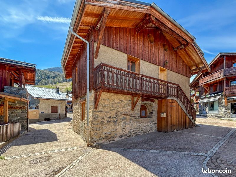 Maison 9 pièces 129 m² · à La Plagne Tarentaise · 129 m² · 650 000 €