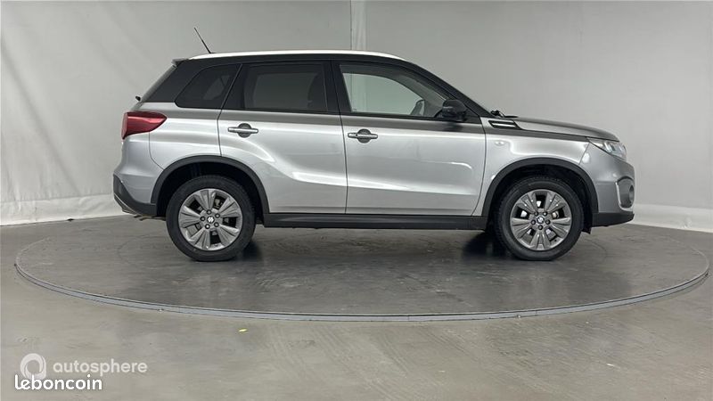 Suzuki Vitara 1.5 Dualjet Hybrid 115ch Privilège Auto (image 4)