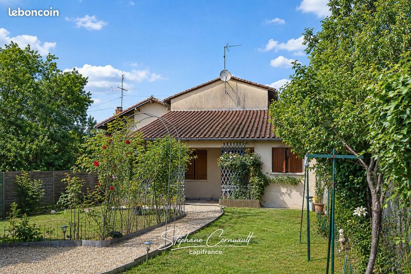 Maison 3 pièces 83 m² · à Saint-Astier · 83 m² · 81 350 €