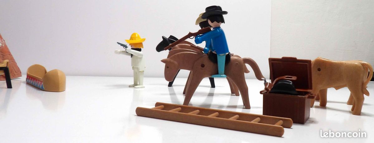 Playmobil Country 6932 pas cher, Calèche avec attelage