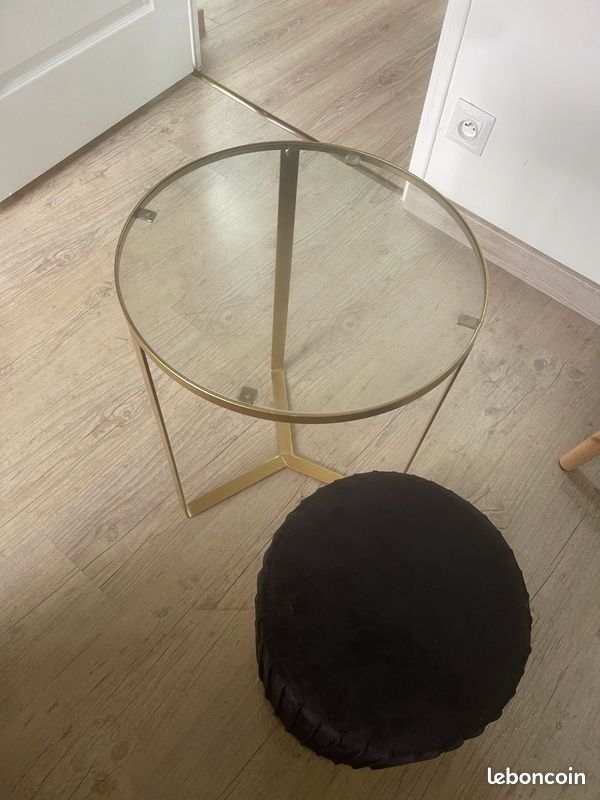 Pouf et table (image 2)
