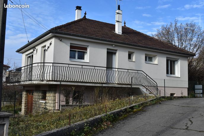 Maison individuelle proche commerces et écoles