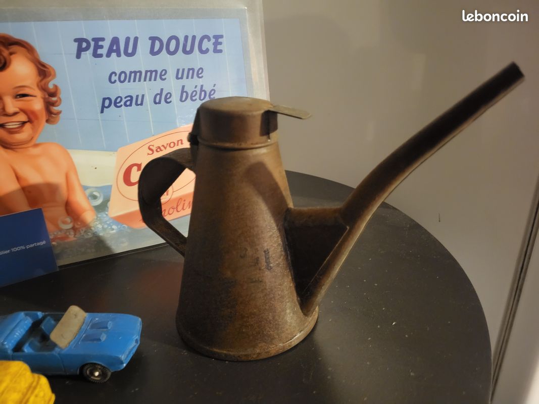 Art du garage - bec a huile, artisanal . 1950 (image 8)