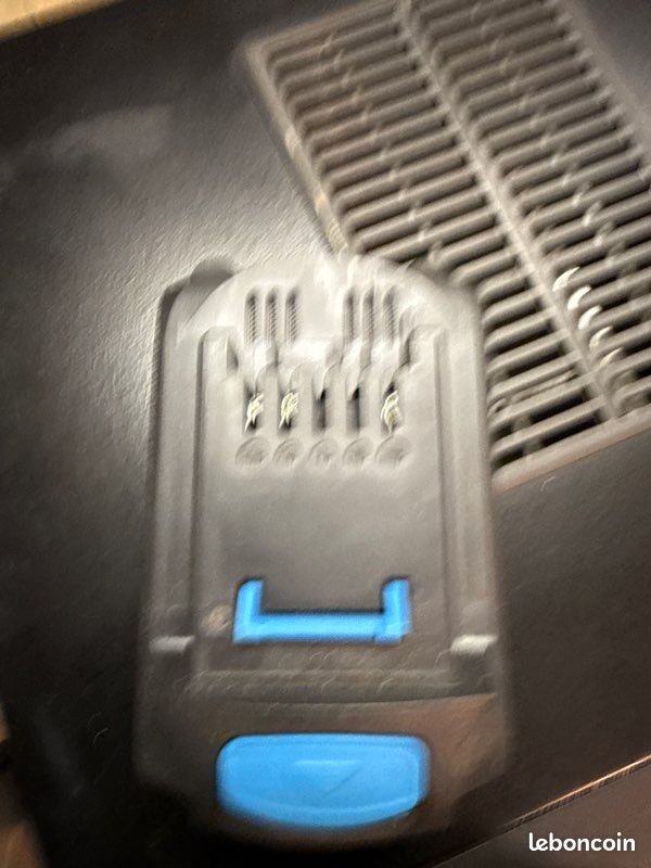 Batterie au lithium 18V mackie (image 2)