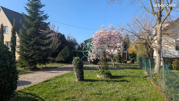 https://img.leboncoin.fr/api/v1/lbcpb1/images/67/b7/9c/67b79c03c0a1e46f78850514068f77152868ff65.jpg?rule=ad-image