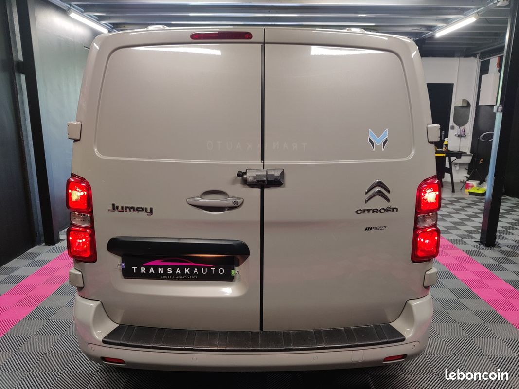 Citroen jumpy fourgon m bluehdi 180 ss eat8 driver (image 8)