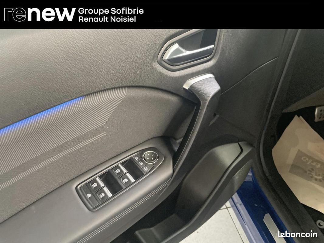 Renault Captur E-Tech full hybrid 145 ch esprit Alpine (image 12)
