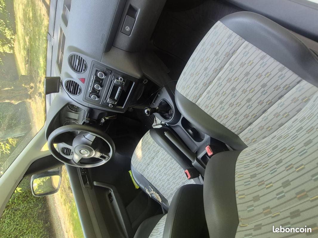 Volkswagen Caddy 1.6 TDI 75 CV (image 4)
