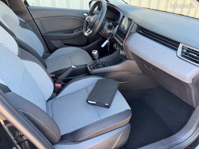Renault Clio 5 V phII 1.0 Tce 90cv s&s bvm6 Évolution / 1*main / CarPlay / Led / 2024 / 14.000km / État neuf / Révisée / 15.990e ttc Garantie 6 mois (image 5)