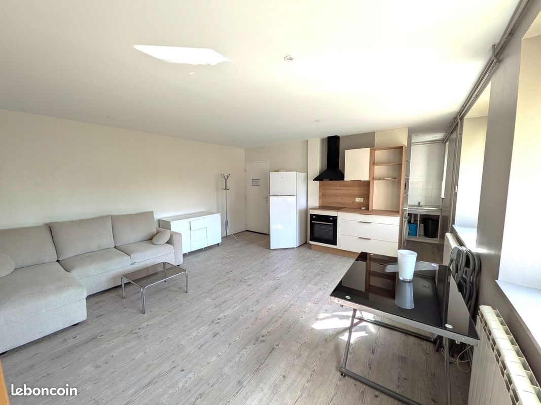 Appartement 3 pièces 46 m² · à Castres · 46 m² · 595 €