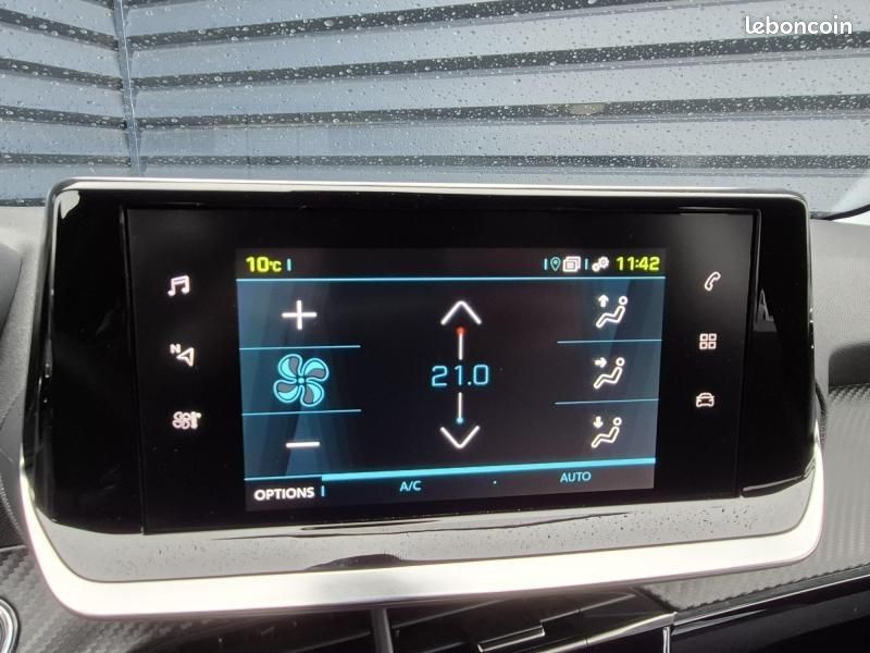Peugeot 208 e-208 136ch Style (image 29)