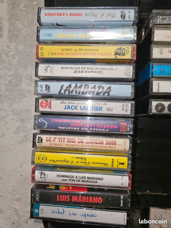Lot boite casettes audio (image 2)
