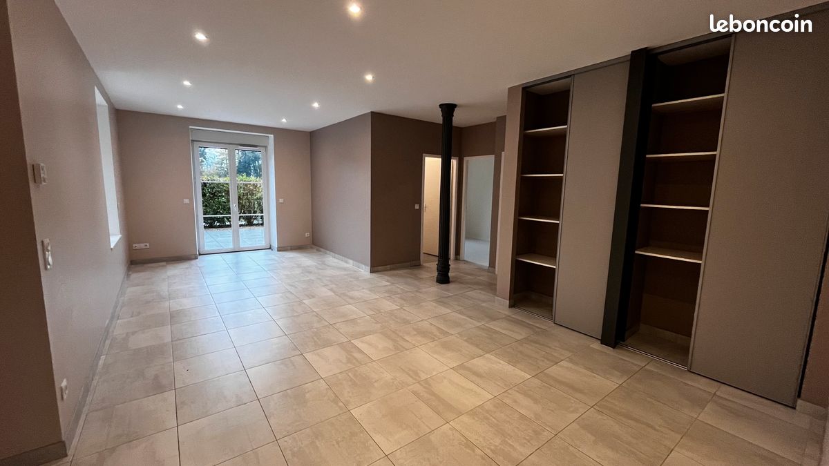 Appartement 4 pièces 91 m² · à Dole · 91 m² · 880 €/mois