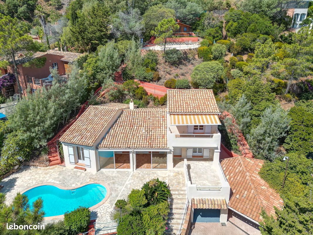 Maison 5 pièces 120 m² · à Théoule-sur-Mer · 120 m² · 1 100 000 €