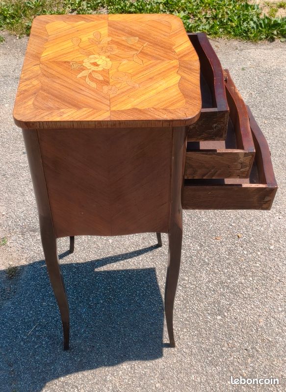 Table de chevet style Louis XV (image 4)