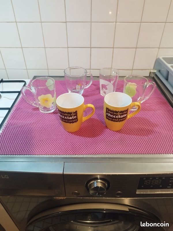 Différentes tasses (image 1)