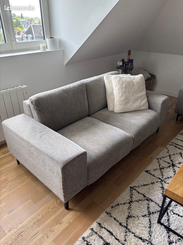 Deux canapés gris Maisons du monde (image 3)