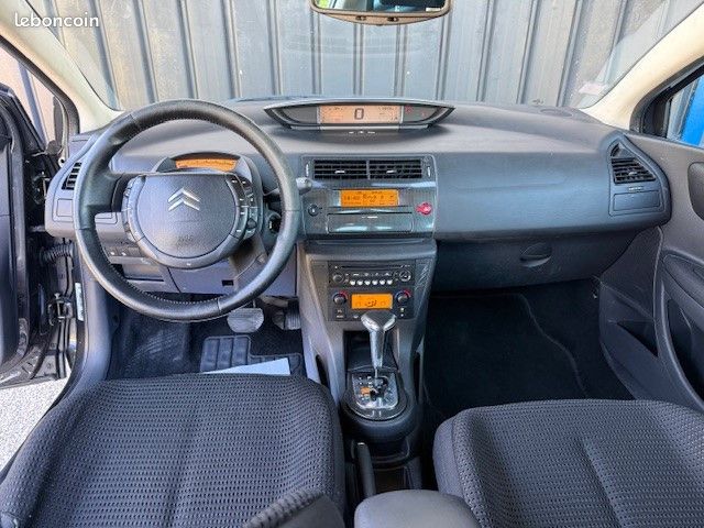 Citroen C4 2.0 HDI138 FAP EXCLUSIVE BA (image 9)