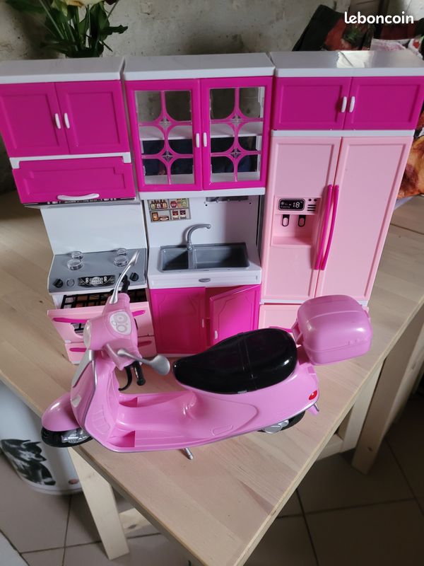 Cuisine plus scooter pour barbie (image 1)